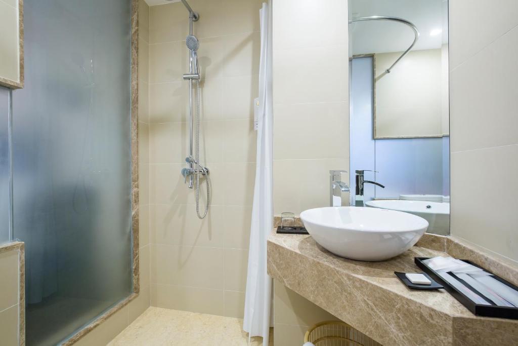 Шанхай: Soho Garden Villa Hotel - Shanghai Jiaotong University Metro Station Flagship