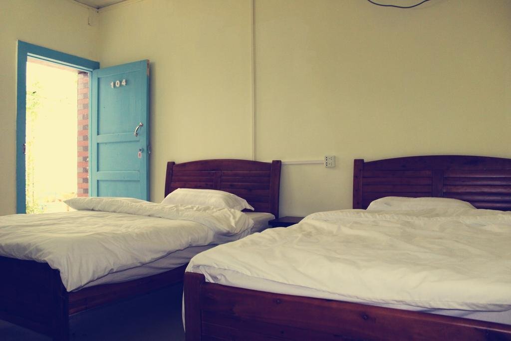 Бэйхай: 726 Youth Hostel