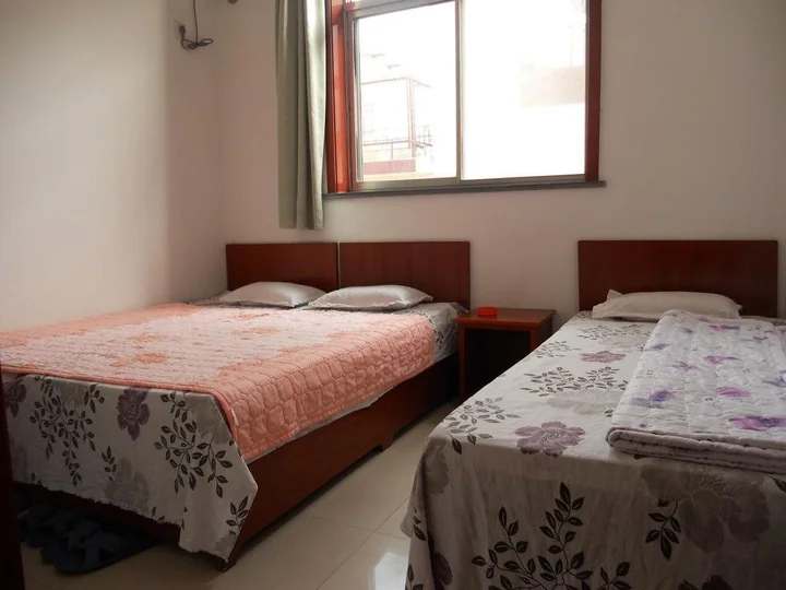 Циньхуандао: Bei Dai He Jing Hua Hostel