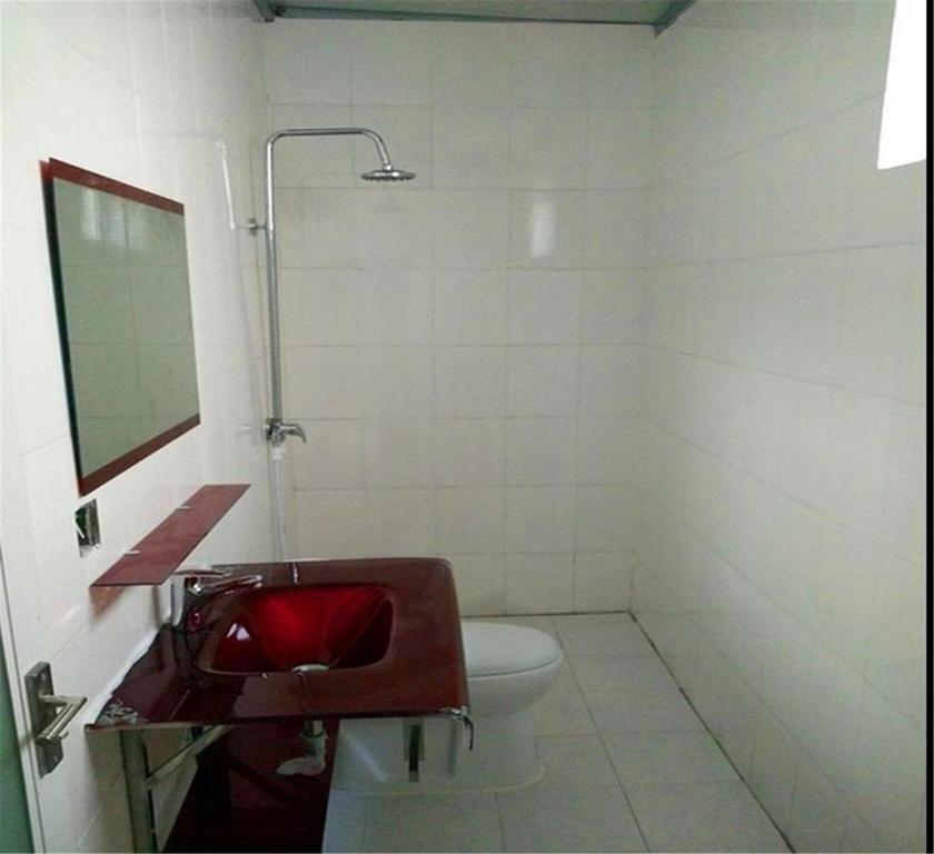 Цзюцюань: Dunhuang Silk Road House Youth Hostel