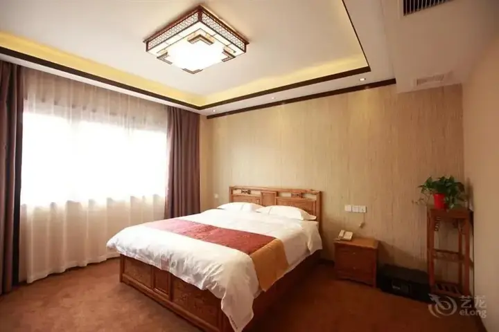 Кайфын: 阳光纳里客栈(开封清明上河园店)