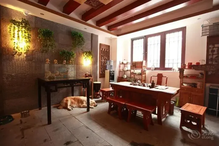 Кайфын: 阳光纳里客栈(开封清明上河园店)
