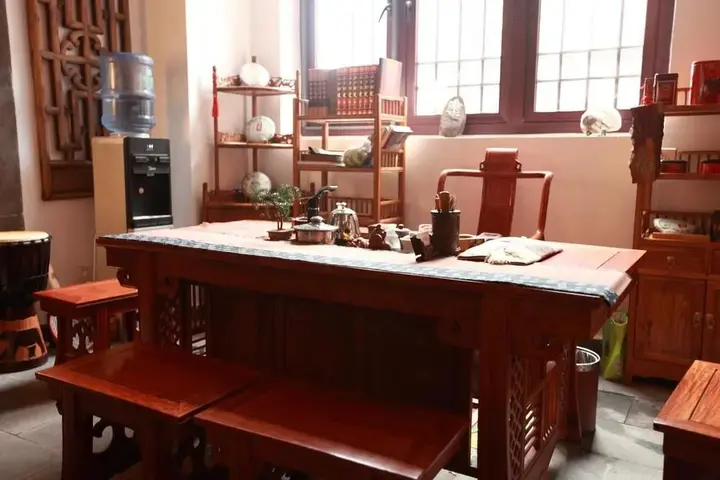 Кайфын: 阳光纳里客栈(开封清明上河园店)