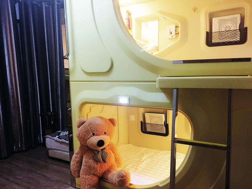 Хух-Хото: Simple Capsule Hotel Hohhot Wanda Plaza