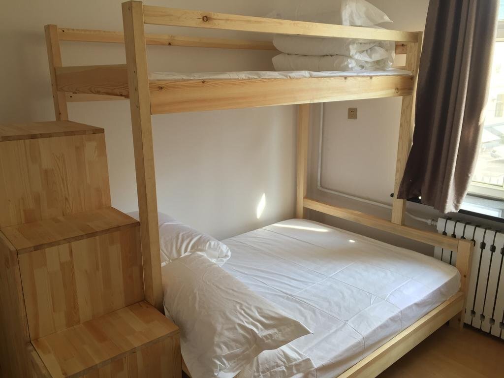 Хулун-Буир: Xunlu Hostel