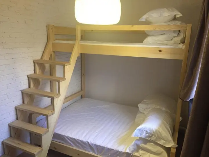 Хулун-Буир: Xunlu Hostel