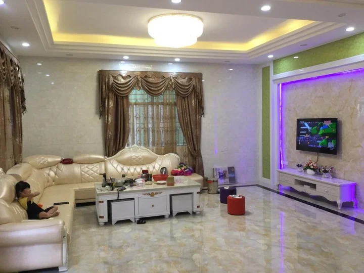 Хойчжоу: Shuangyuewan Happy Inn