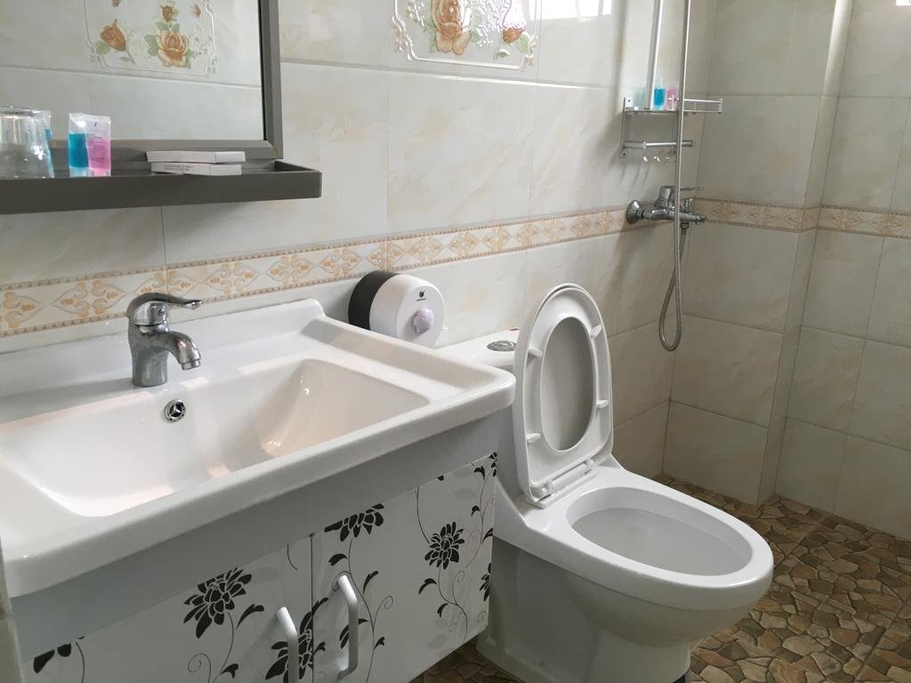 Хойчжоу: Shuangyuewan Happy Inn