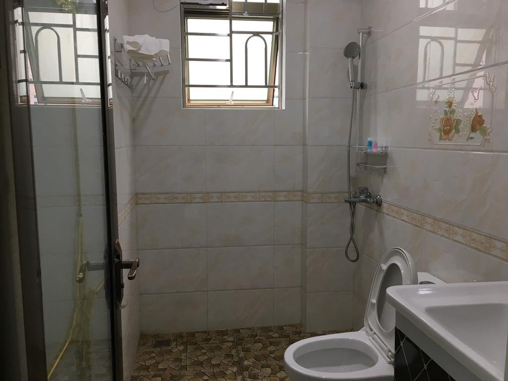 Хойчжоу: Shuangyuewan Happy Inn