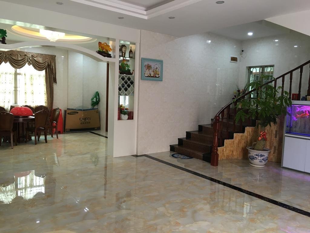 Хойчжоу: Shuangyuewan Happy Inn