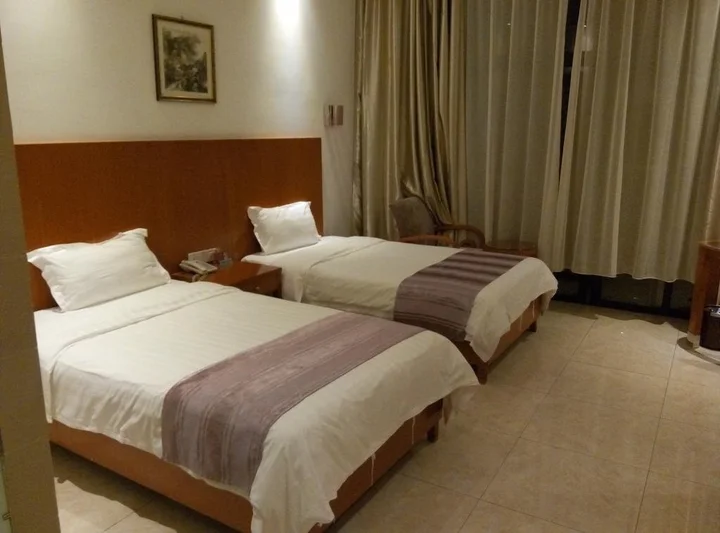 Цюнхай: Guangongcheng Hotel