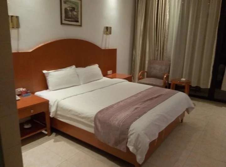 Цюнхай: Guangongcheng Hotel