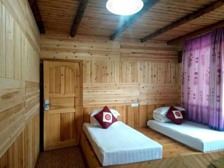 Longsheng: Amengjia Hotel