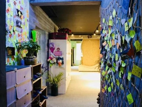 Дунъян: Backpacker Youth Hostel