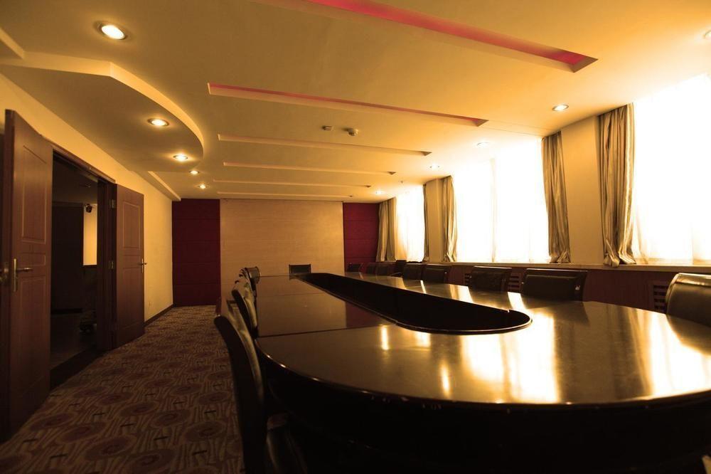 Вэйнань: Jinsui Hotel Huashan