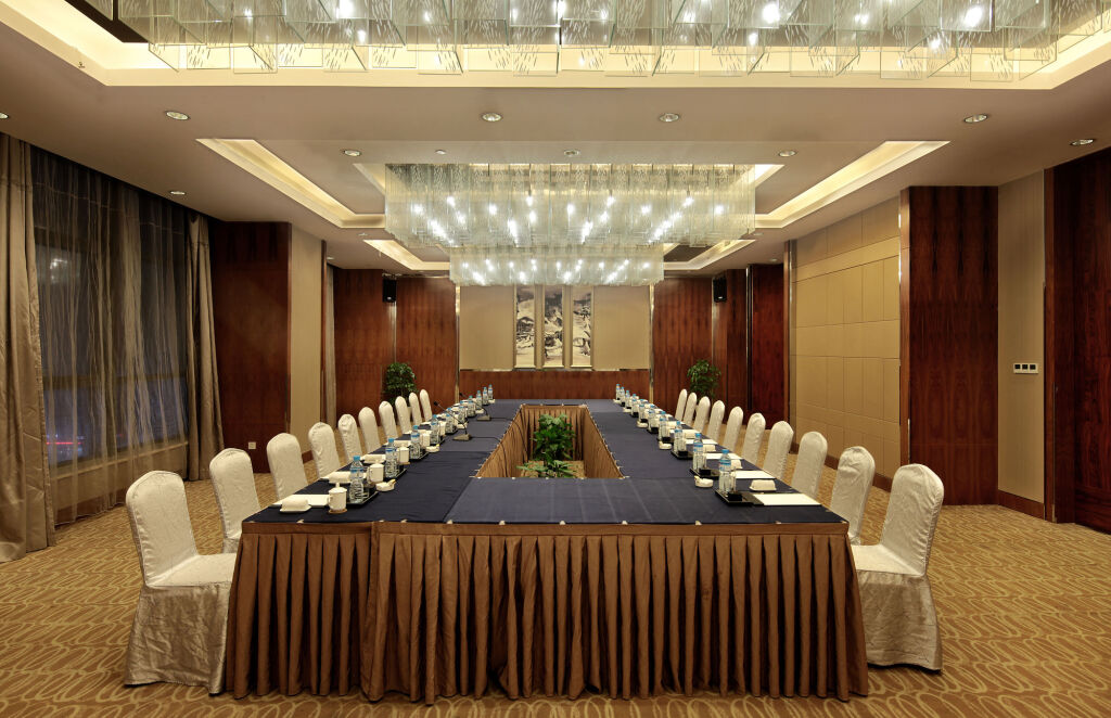 Хуайань: Shuguang International Hotel Huaian