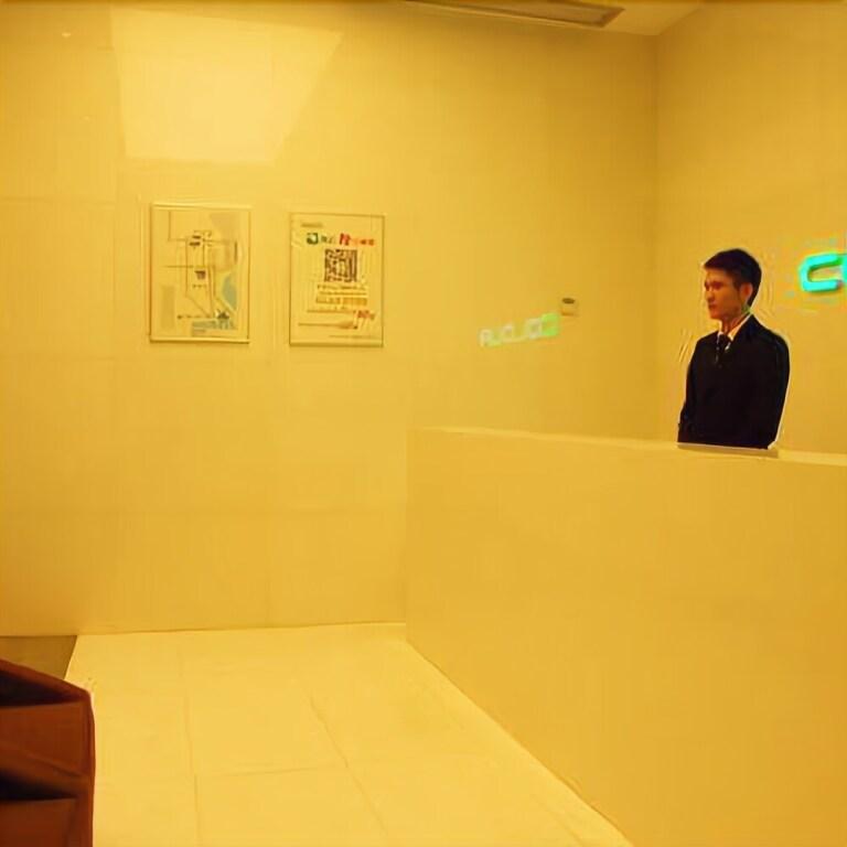 Йиян: Tongcheng International Hotel