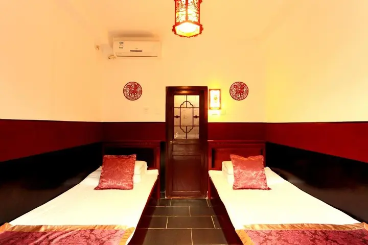 Цзиньчжун: Pingyao Daoshengming Inn
