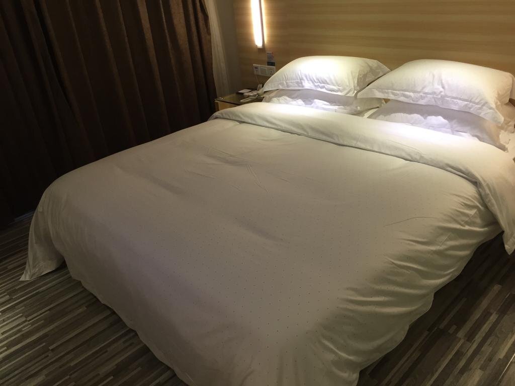 City Comfort Inn Huaihua Railwaya Square — фото 4
