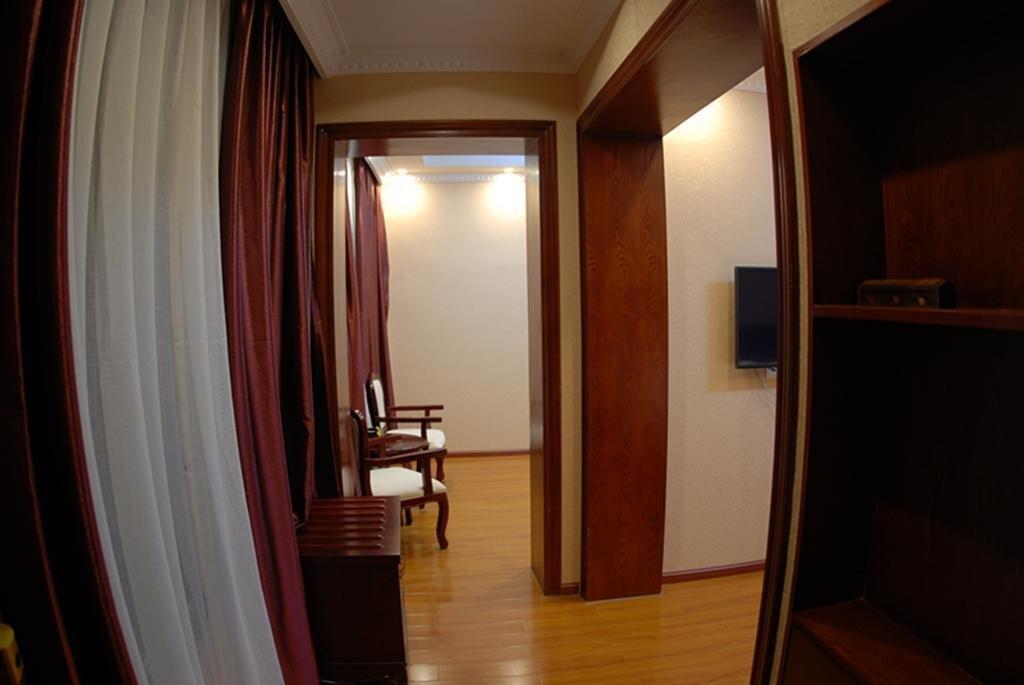 Шангри-Ла: Xiyu Bofu Hotel