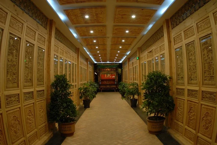 Шангри-Ла: Xiyu Bofu Hotel