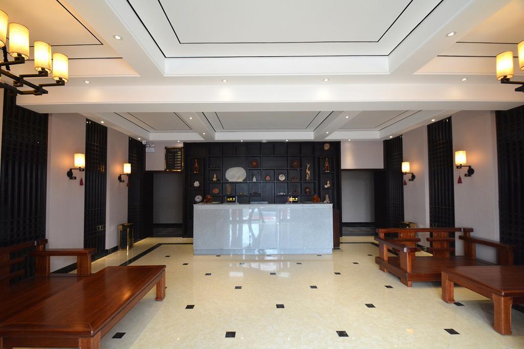 Чжэнчжоу: DengFengPuRui Hotel