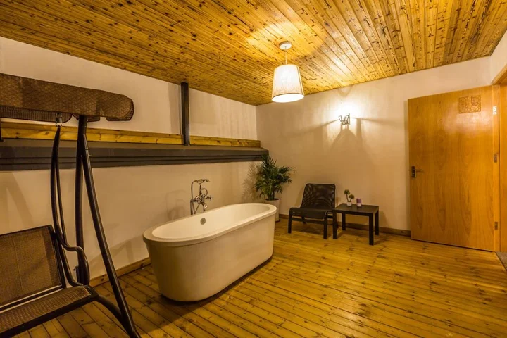 Гуйлинь: Moon Flower Hotel