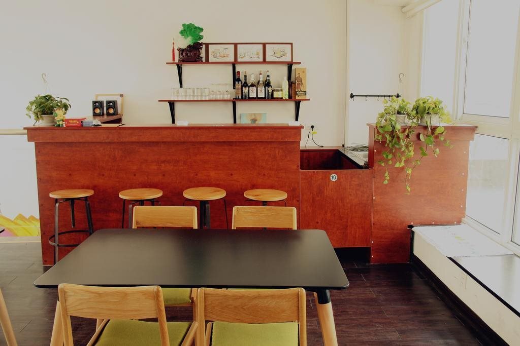 Яньтай: Mint Youth Hostel