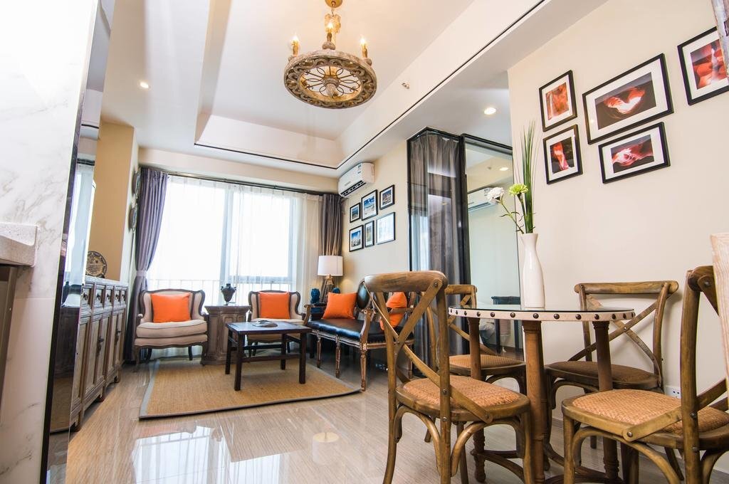 Джиангме: All Right Hotel