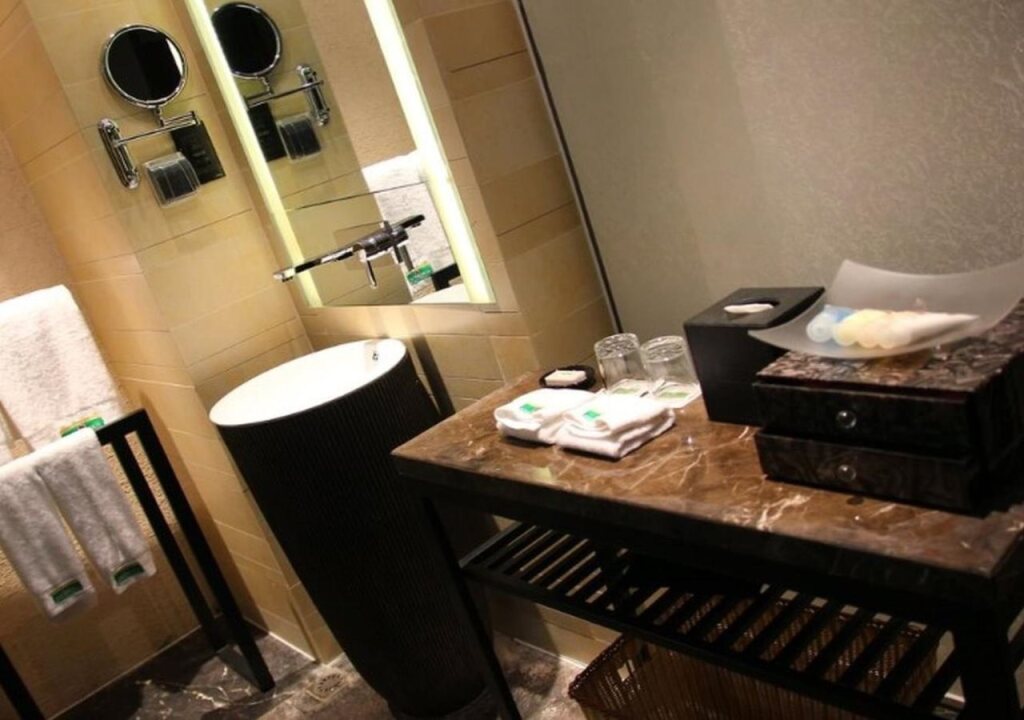 Уси: Wuxi Americas Best Jinting International Hotel