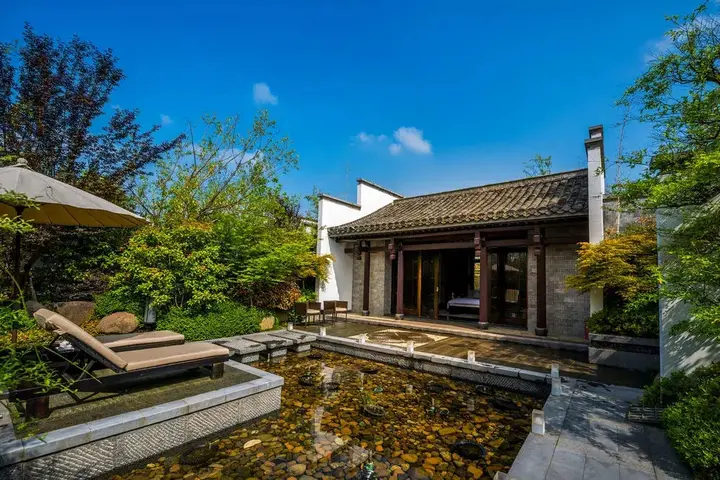 Хуаншань: Yurun Hanyuelou Villa Resort