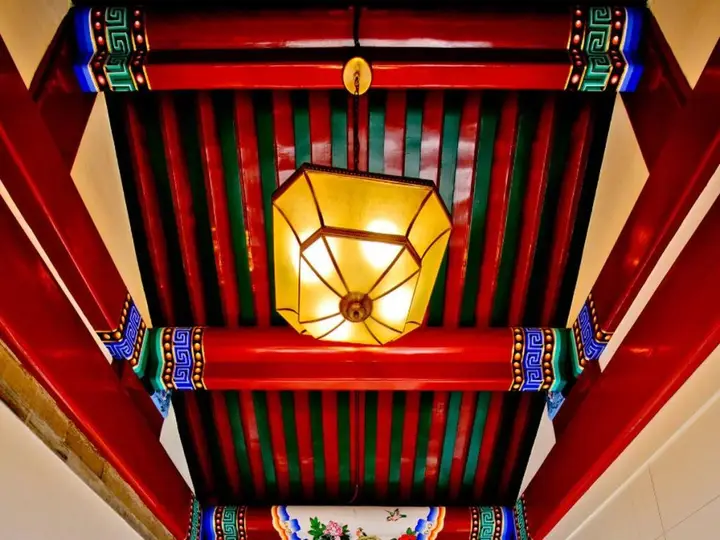 carousel image 1