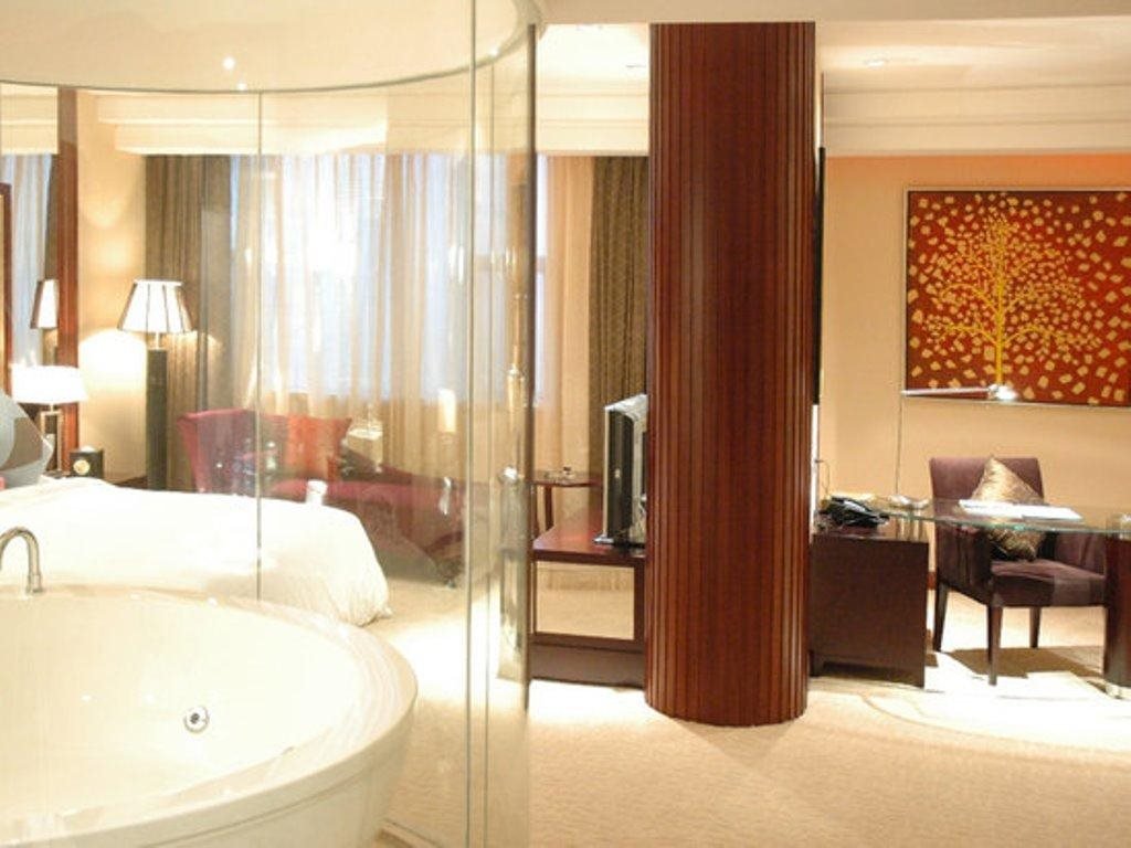 Centenio Kingdom Hotel — фото 1