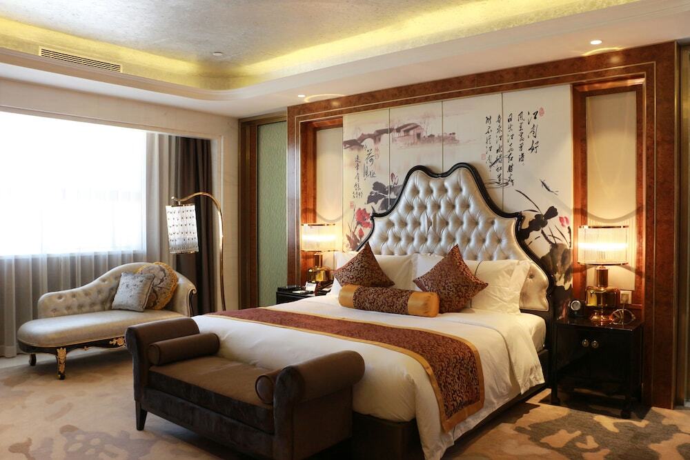 Хулун-Буир: Bavaria Regent Hotel Hailar