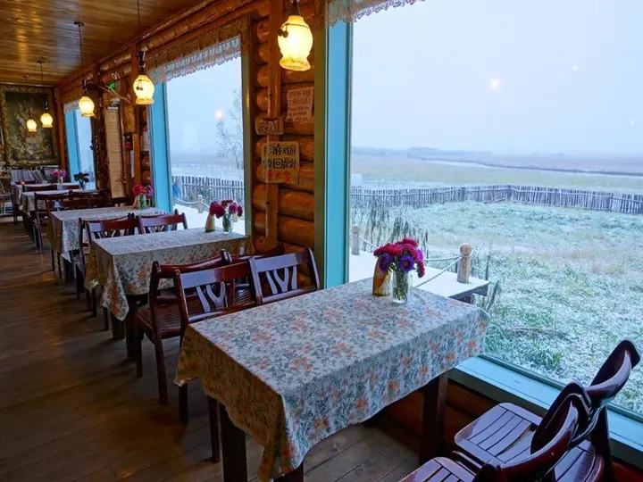 Хулун-Буир: Hulunbeir Grassland and Farm Youth Hostel