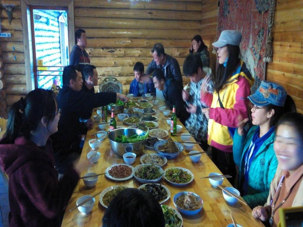 Хулун-Буир: Hulunbeir Grassland and Farm Youth Hostel