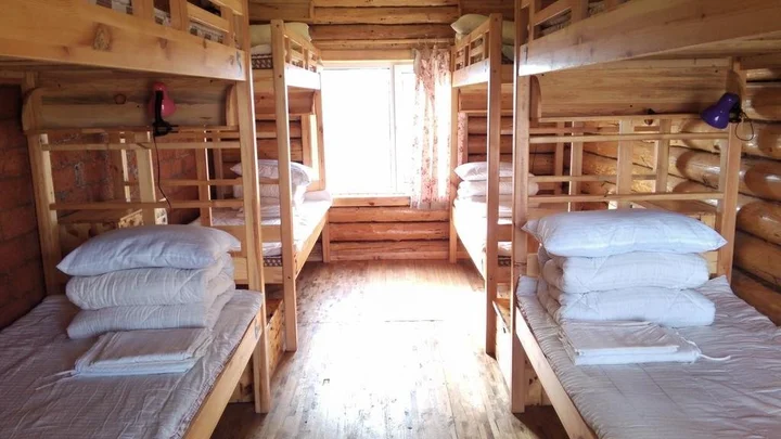 Хулун-Буир: Hulunbeir Grassland and Farm Youth Hostel