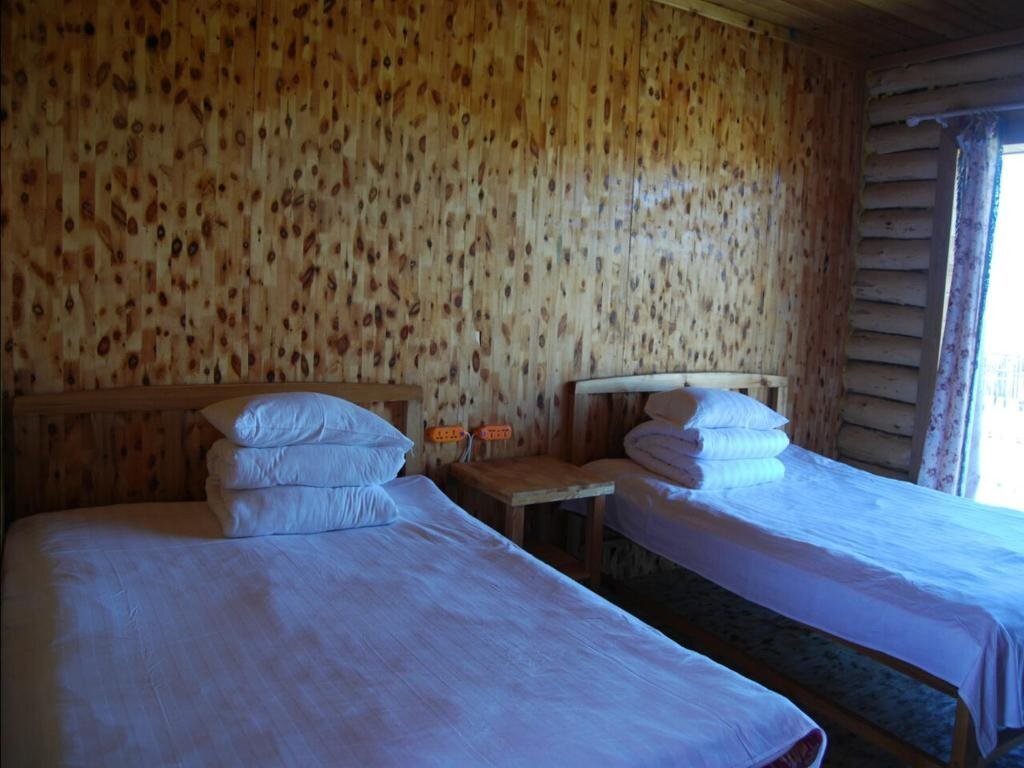 Хулун-Буир: Hulunbeir Grassland and Farm Youth Hostel