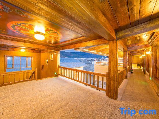 Шангри-Ла: Tseten Wangmo Resort