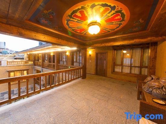 Шангри-Ла: Tseten Wangmo Resort