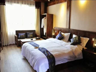 Шангри-Ла: Tseten Wangmo Resort