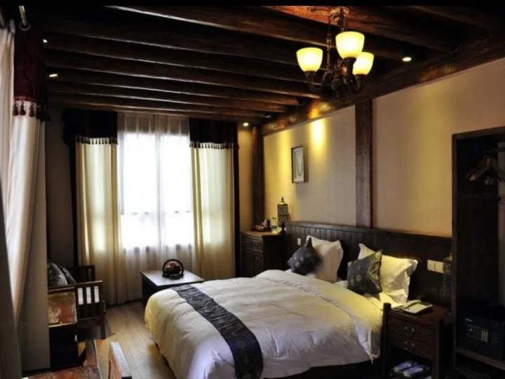 Шангри-Ла: Tseten Wangmo Resort