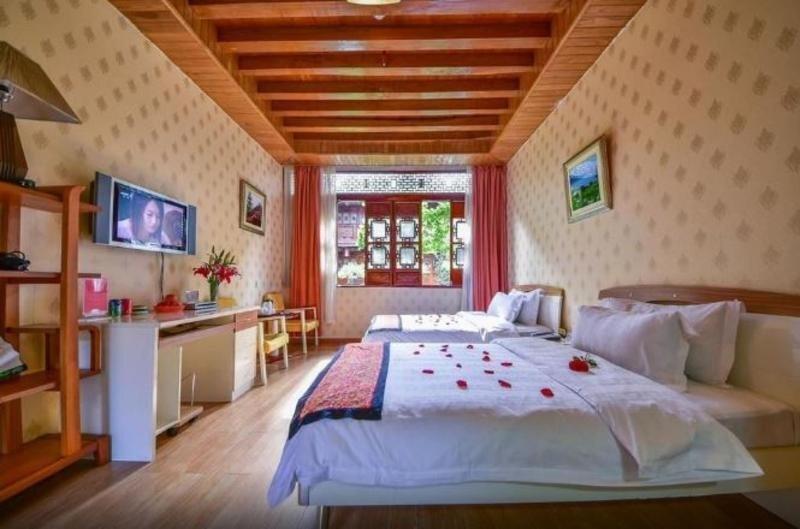 Дали: Dali Palace Hotel