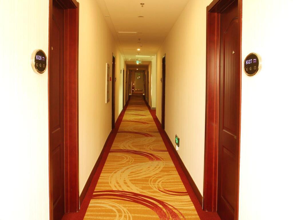 Пекин: Beijing Wanjia Traders Hotel