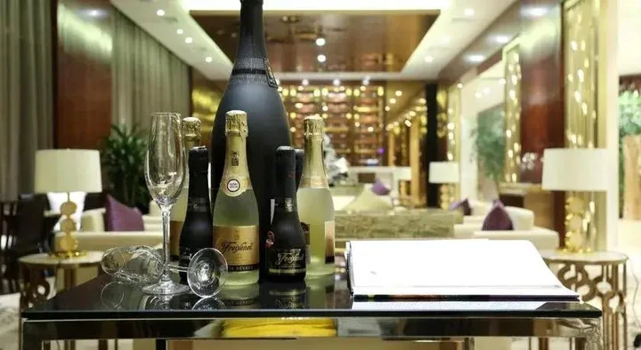 Цзиньхуа: America's Best Rixin International Hotel
