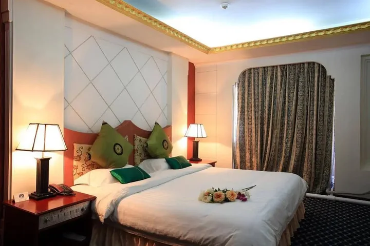 Далянь: Dalian Haiyuwang Hotel