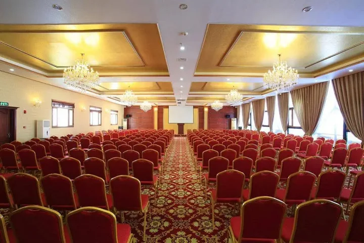 Далянь: Dalian Haiyuwang Hotel