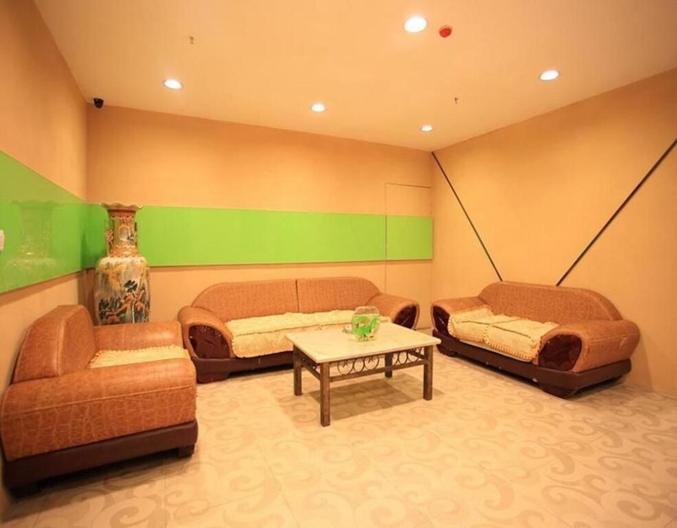 Далянь: Dalian Haiyuwang Hotel