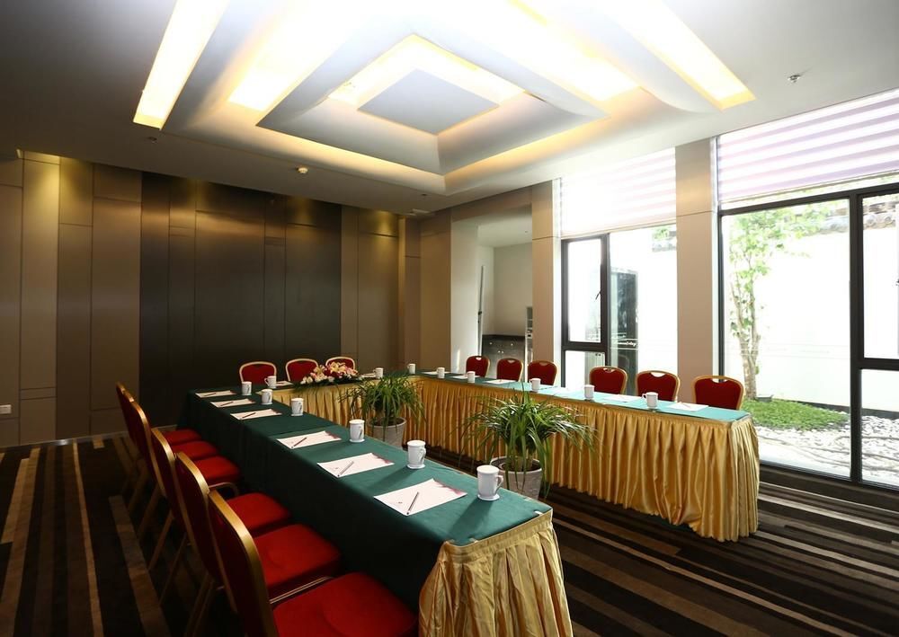 Куньмин: Herton Garden Hotel