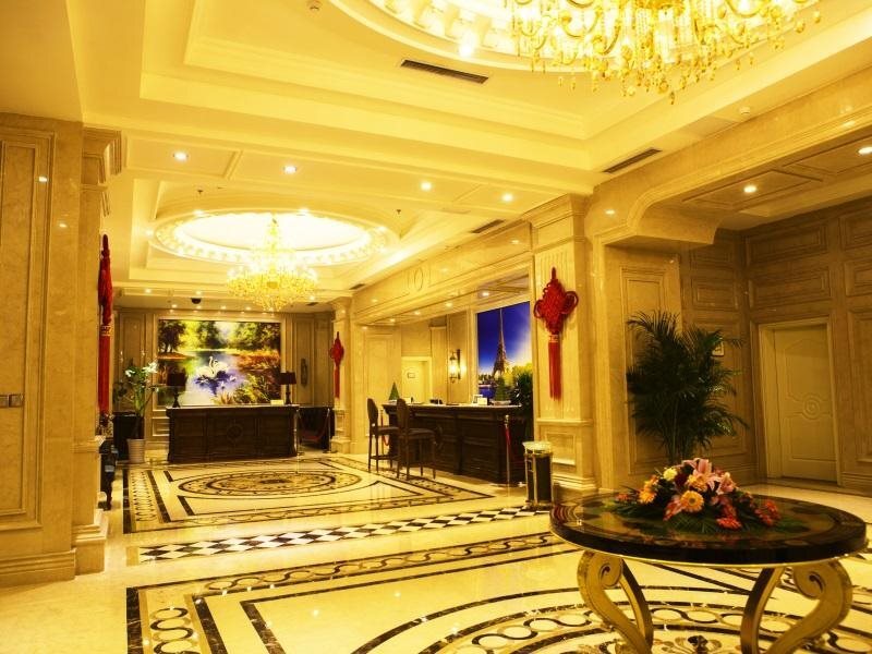 Чэнду: Eiffel International Hotel Chengdu